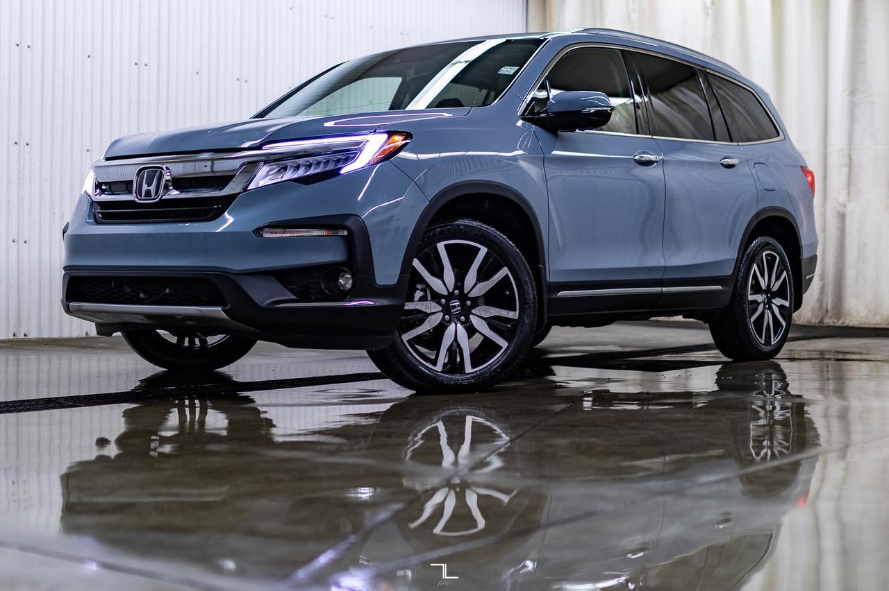2022 Honda Pilot AWD Touring Leather Roof Nav 8 Pass Red Deer AB