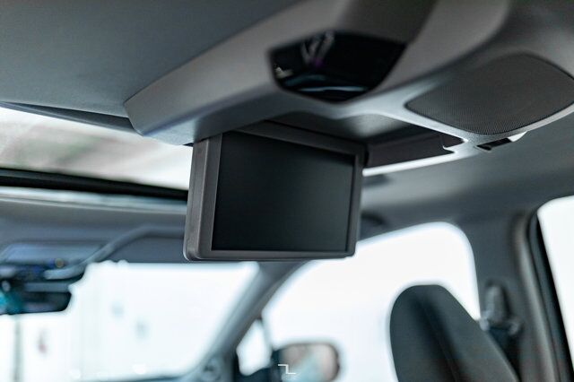 2022 Honda Pilot AWD Touring Leather Roof Nav 8 Pass Red Deer AB