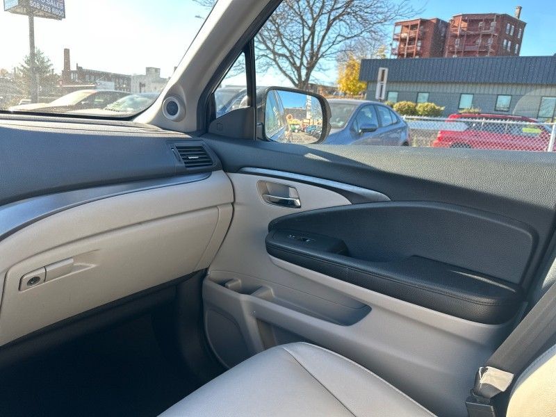 2022 Honda Pilot EX-L Worcester MA