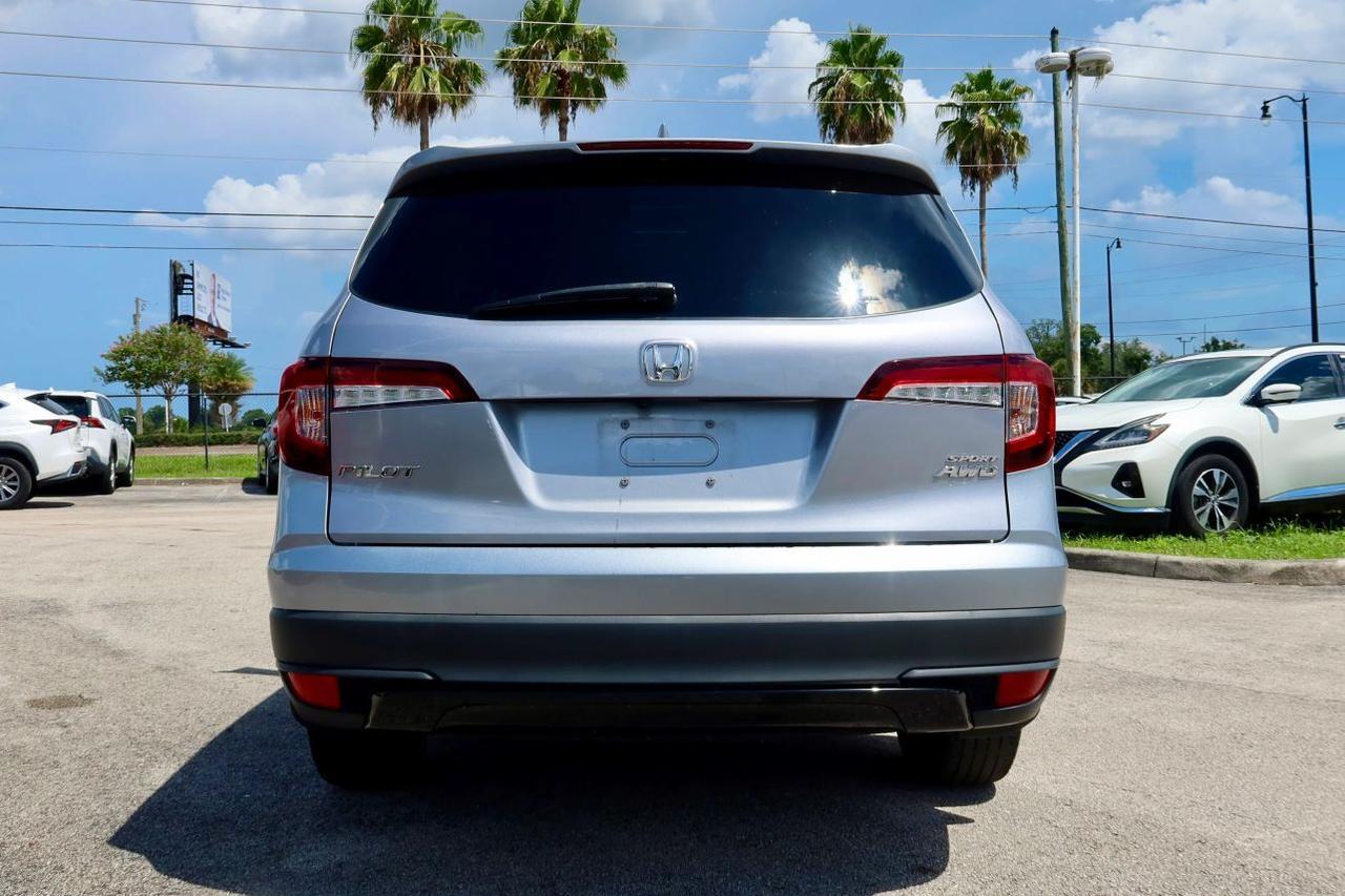 2022 Honda Pilot Sport SUV 4D