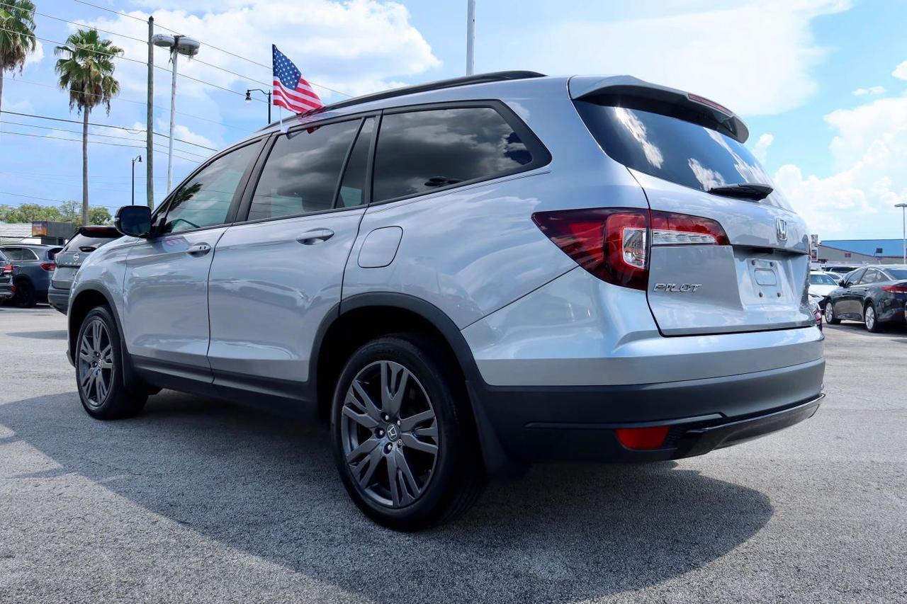2022 Honda Pilot Sport SUV 4D