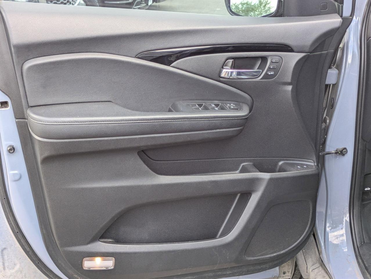 2022 Honda Pilot Touring 7-Passenger Castroville TX