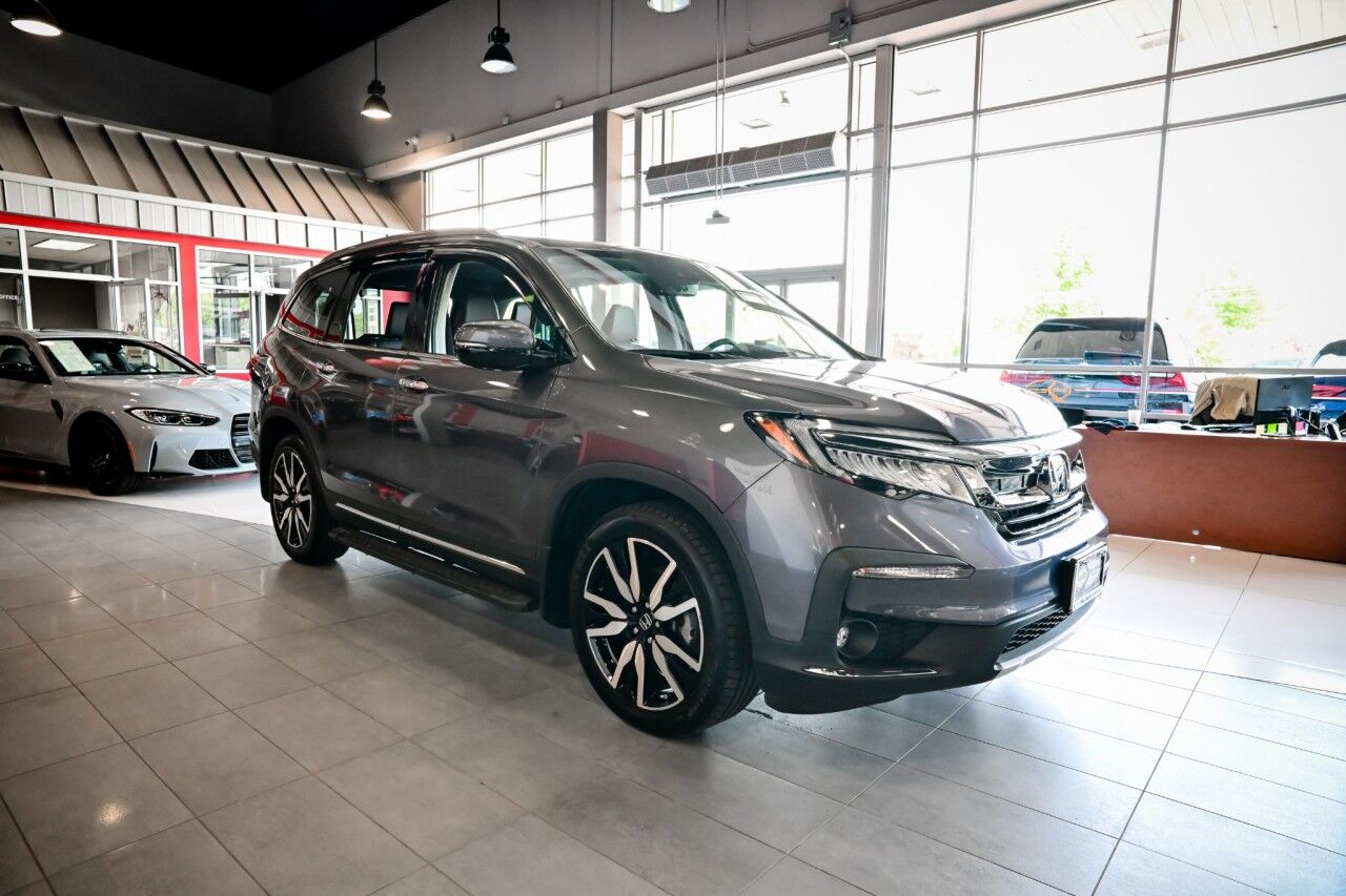 2022 Honda Pilot Touring photo 3