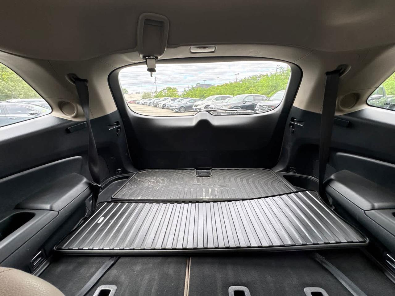 2022 Honda Pilot Touring 8-Passenger Dartmouth MA
