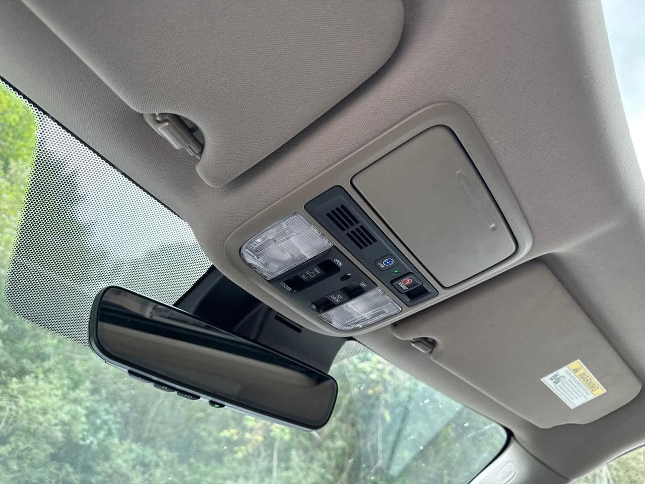 2022 Honda Pilot Touring 8-Passenger Dartmouth MA
