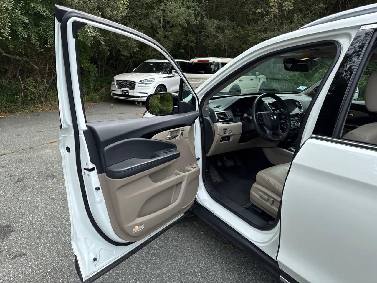 2022 Honda Pilot Touring 8-Passenger Dartmouth MA