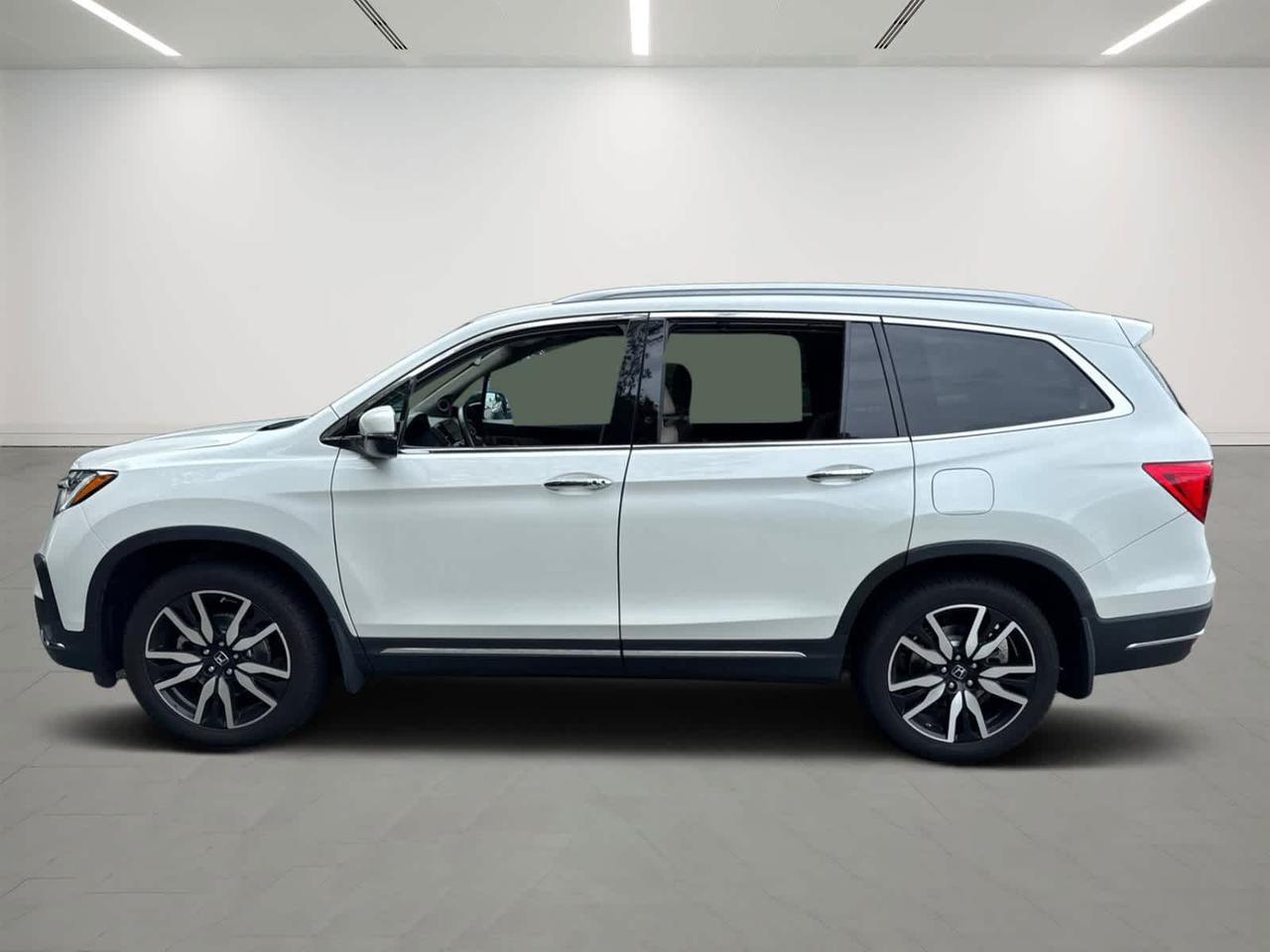 2022 Honda Pilot Touring 8-Passenger Dartmouth MA