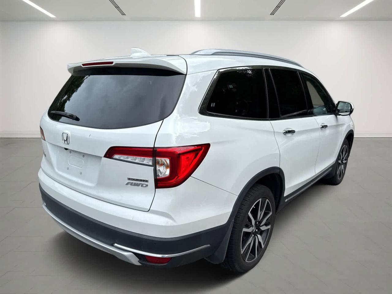 2022 Honda Pilot Touring 8-Passenger Dartmouth MA