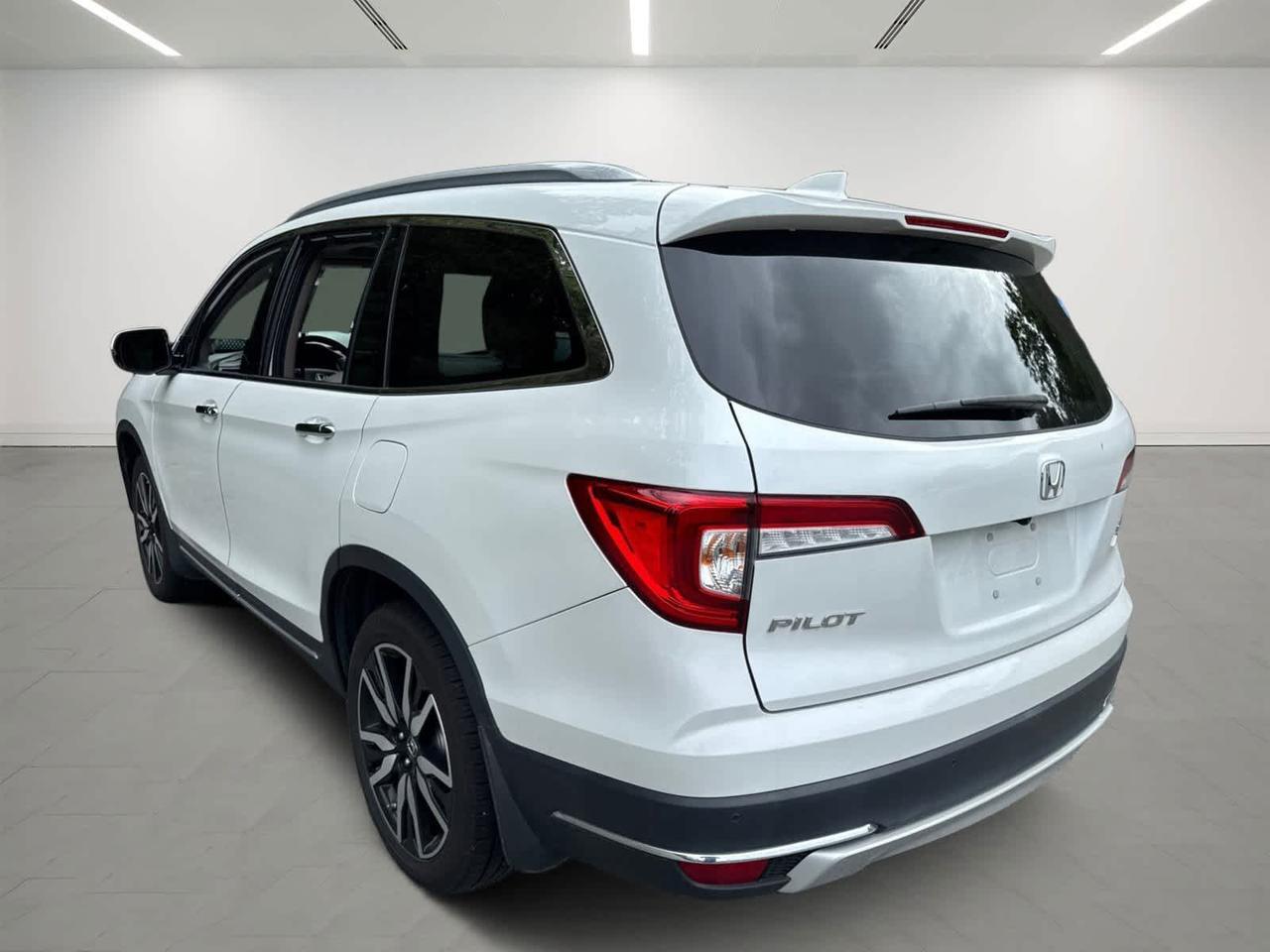 2022 Honda Pilot Touring 8-Passenger Dartmouth MA