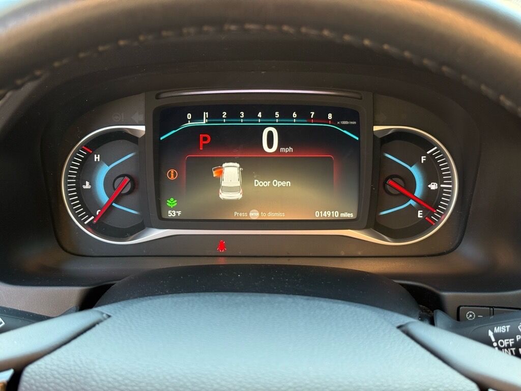 2022 Honda Pilot Touring w/Rear Captain's Chairs Roanoke VA