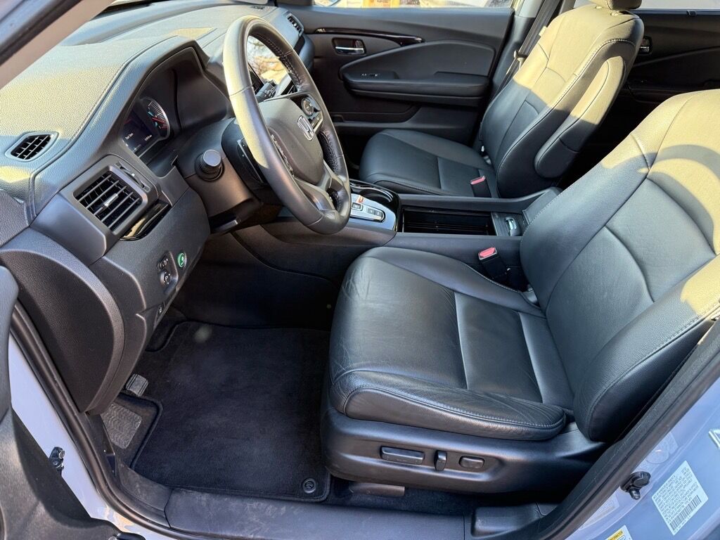 2022 Honda Pilot Touring w/Rear Captain's Chairs Roanoke VA