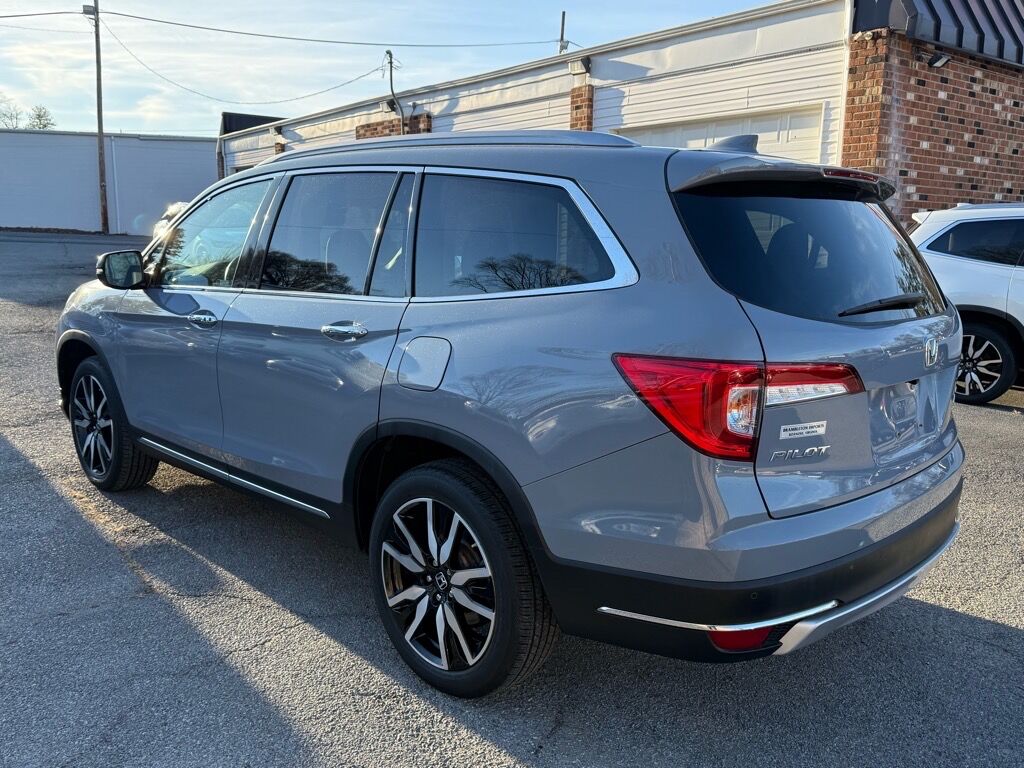 2022 Honda Pilot Touring w/Rear Captain's Chairs Roanoke VA