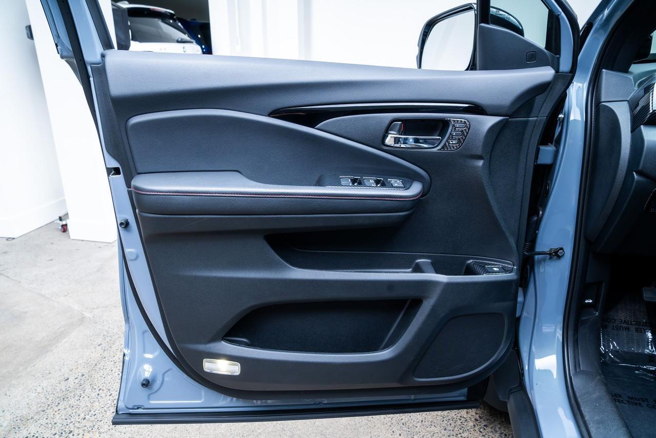 2022 Honda Ridgeline Black Edition Heated Seats HPD Black Package Portland OR