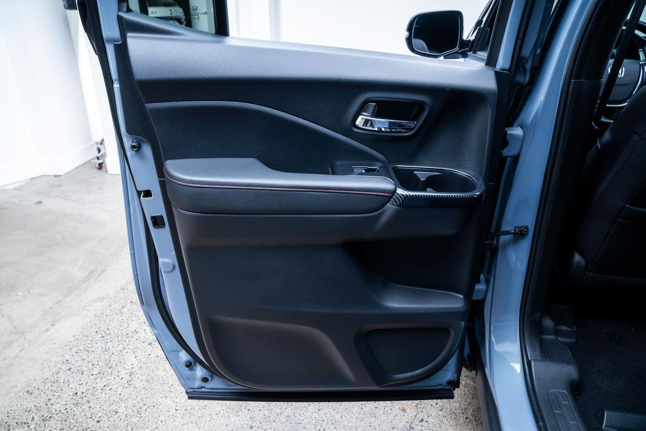 2022 Honda Ridgeline Black Edition Heated Seats HPD Black Package Portland OR