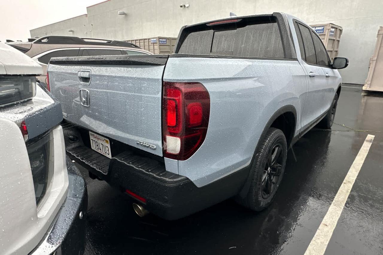 2022 Honda Ridgeline Black Edition