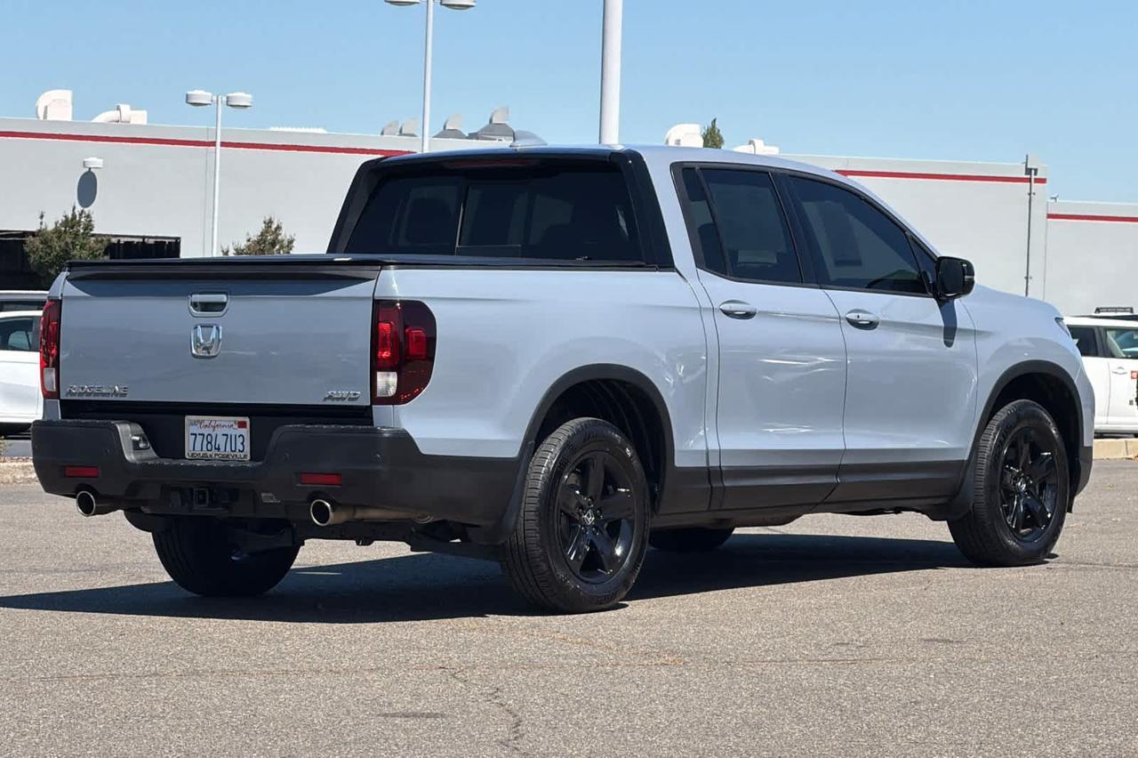 2022 Honda Ridgeline Black Edition