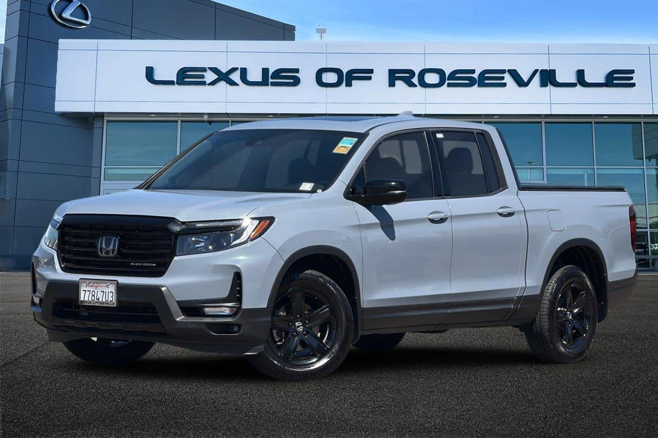 2022 Honda Ridgeline Black Edition
