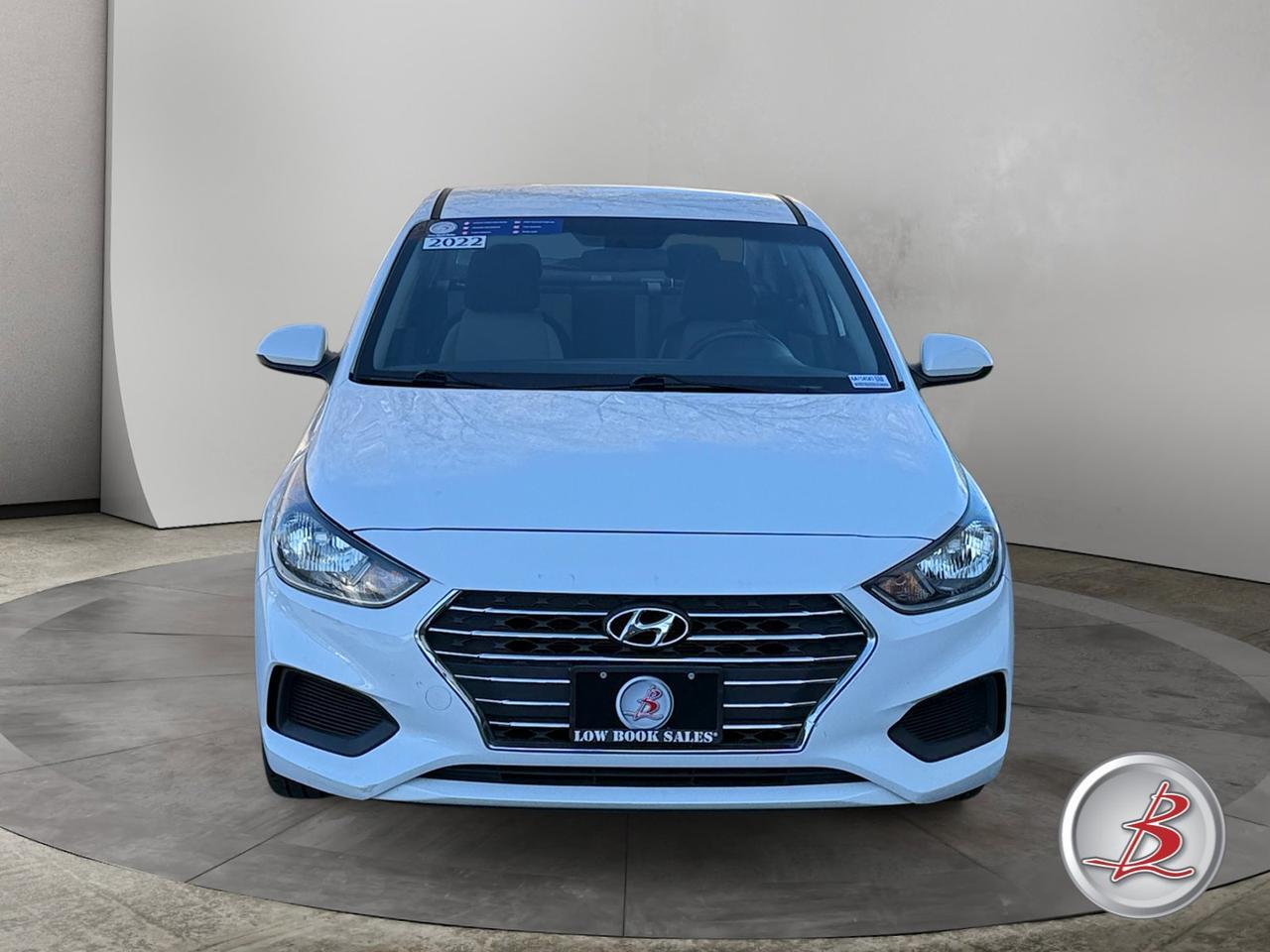 2022 Hyundai ACCENT SE