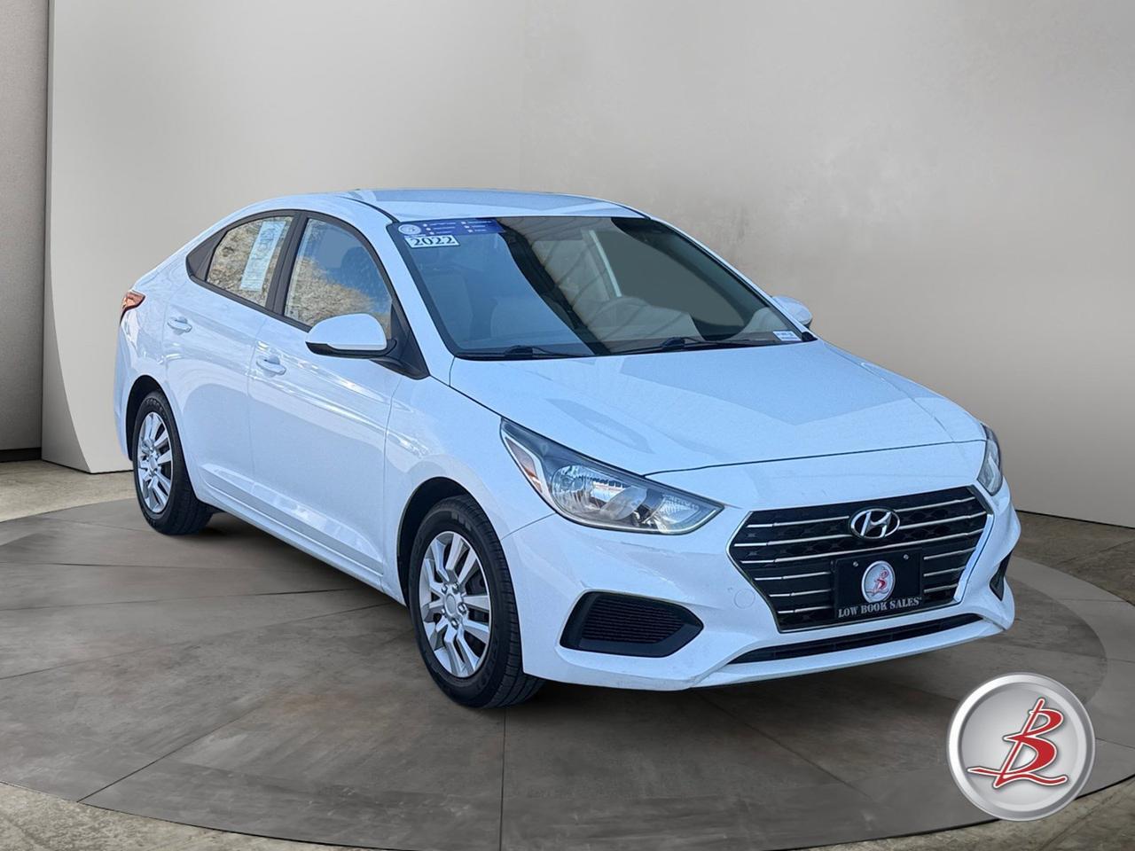 2022 Hyundai ACCENT SE