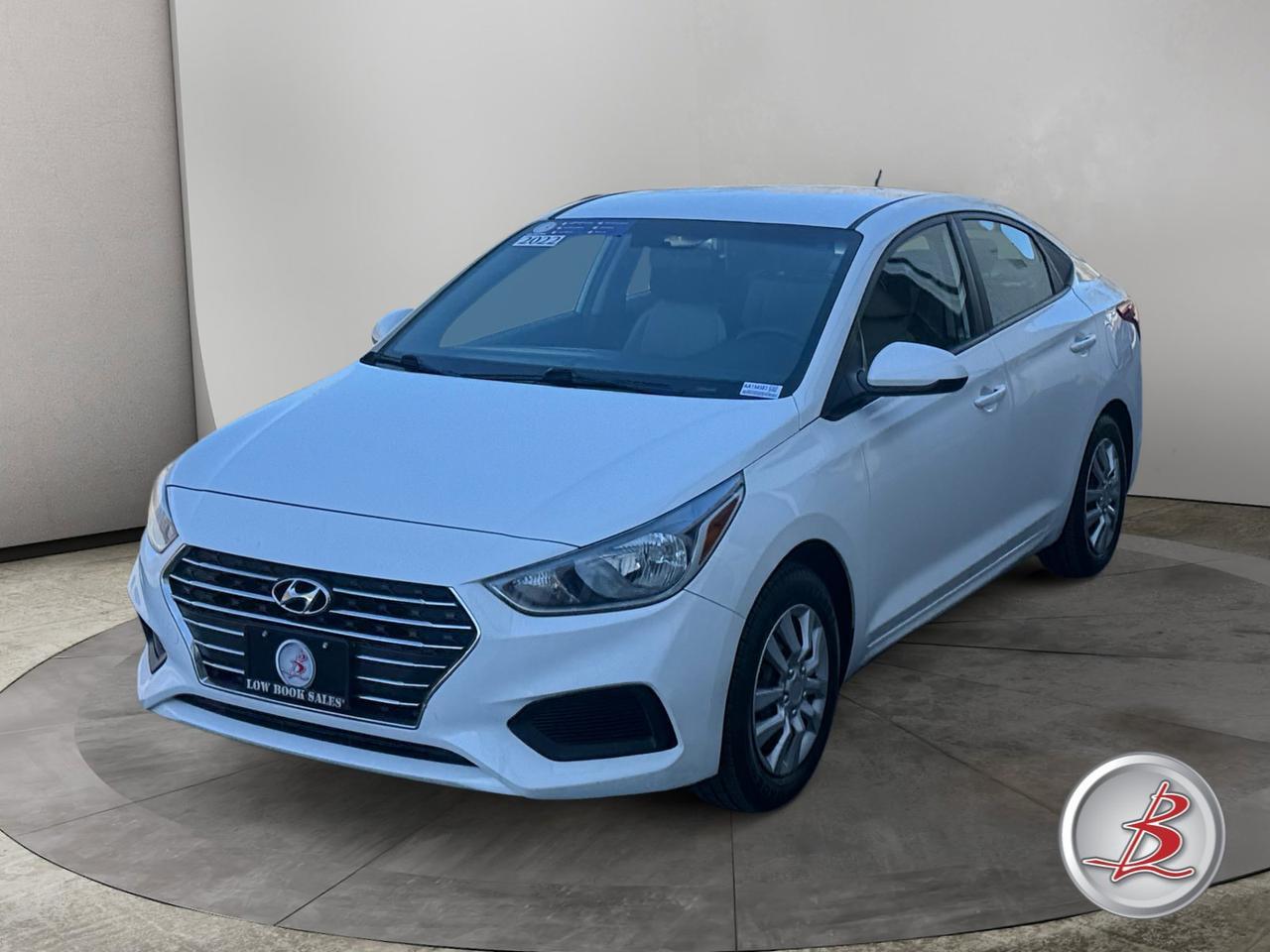 2022 Hyundai ACCENT SE