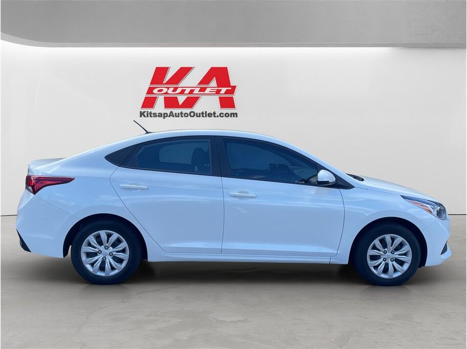 2022 Hyundai Accent SE Sedan 4D
