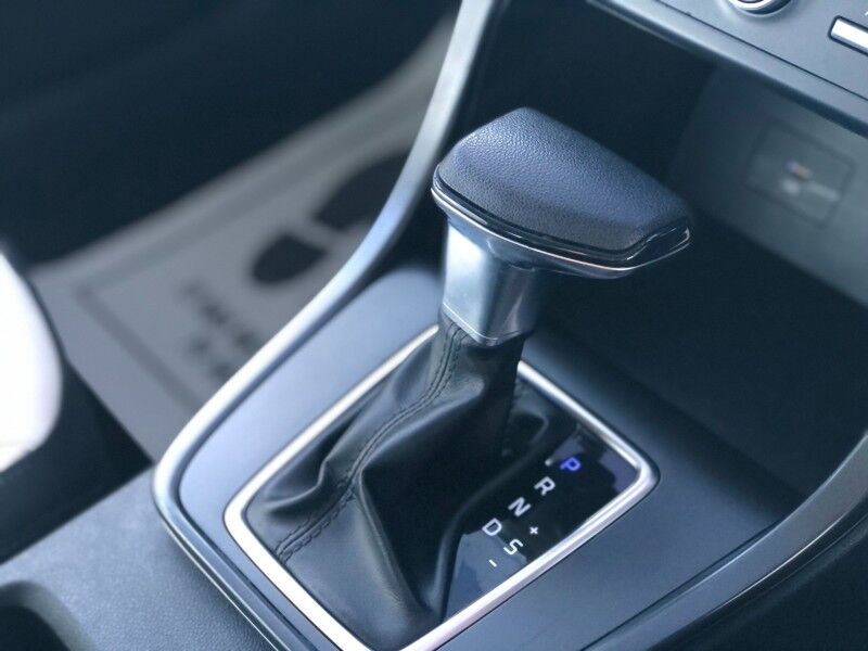 2022 Hyundai Creta GL (1.5L Petrol) Vaitele