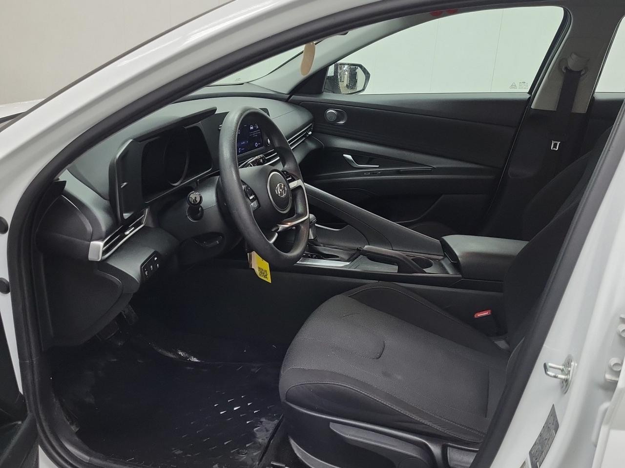2022 Hyundai Elantra Essential B.CAM HTDSEATS CARPLAY NOACCIDENT Toronto ON