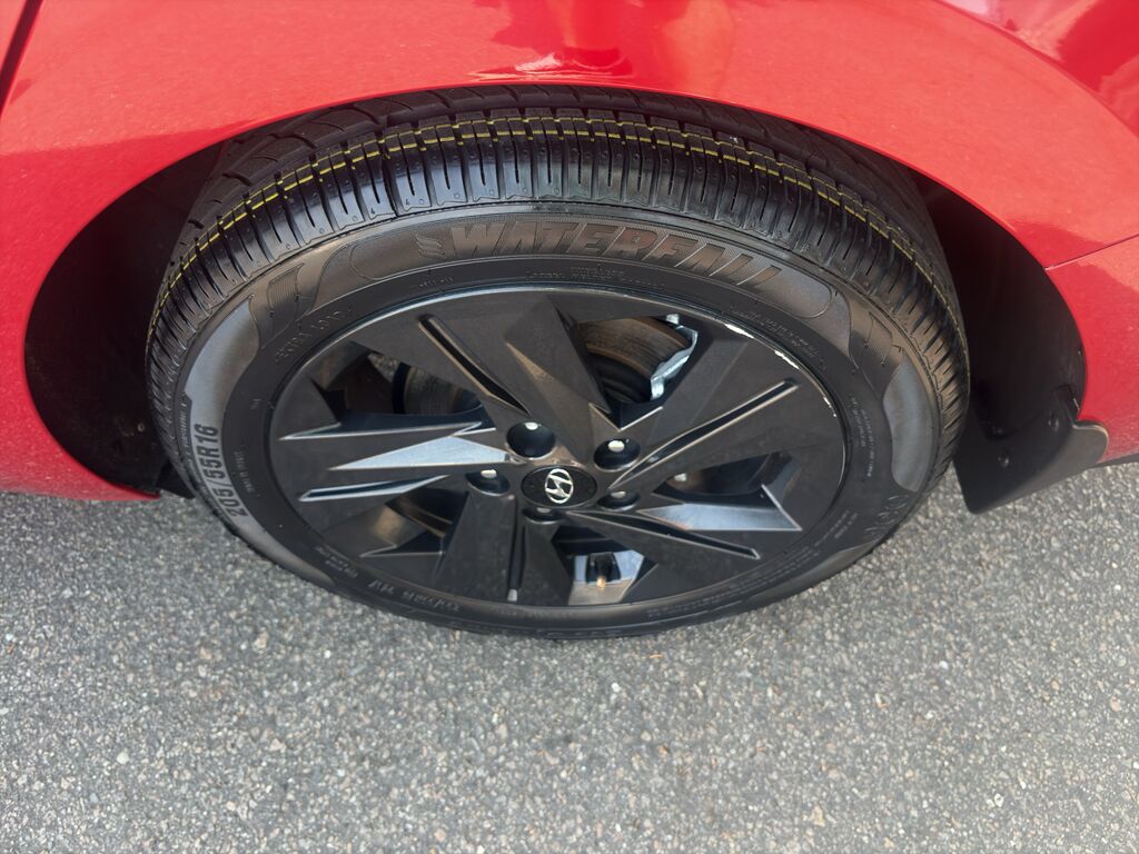2022 Hyundai Elantra Hybrid Blue Wilmington NC