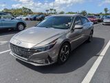 2022 Hyundai Elantra Limited Oshkosh WI