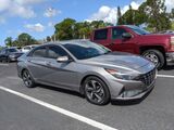 2022 Hyundai Elantra Limited Oshkosh WI