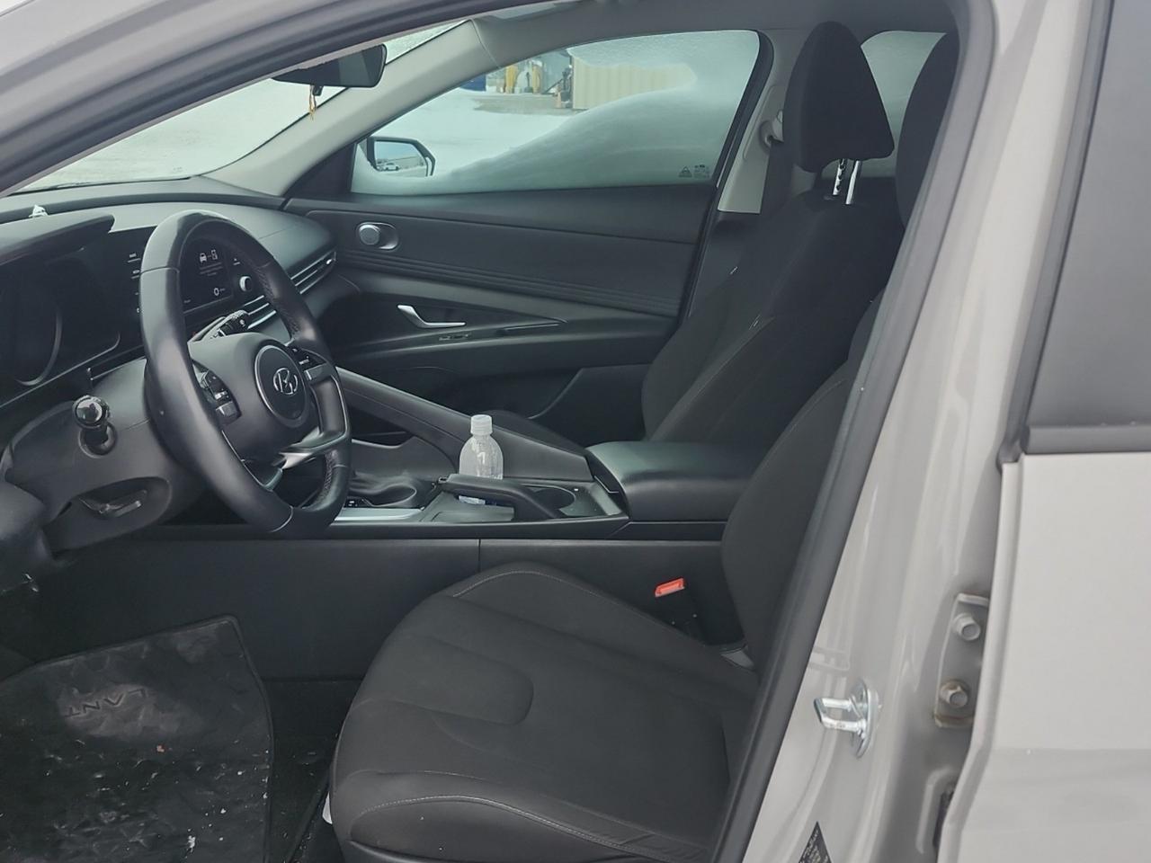 2022 Hyundai Elantra Preferred CARPLAY BACKUPCAM HTDSEATS BLUETOOTH Toronto ON