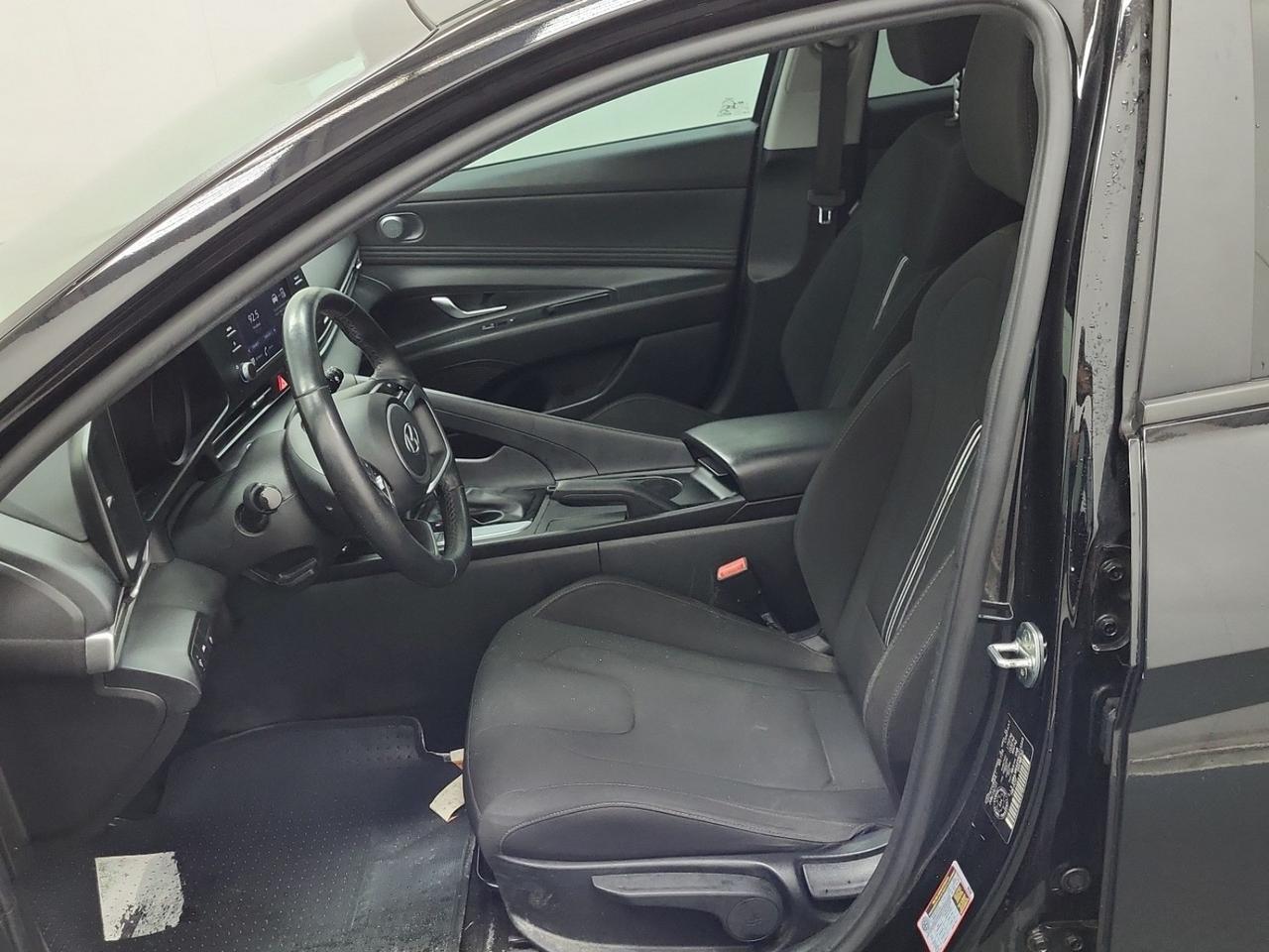 2022 Hyundai Elantra Preferred SUNROOF ONSTAR B.CAM NOACCIDENT Toronto ON