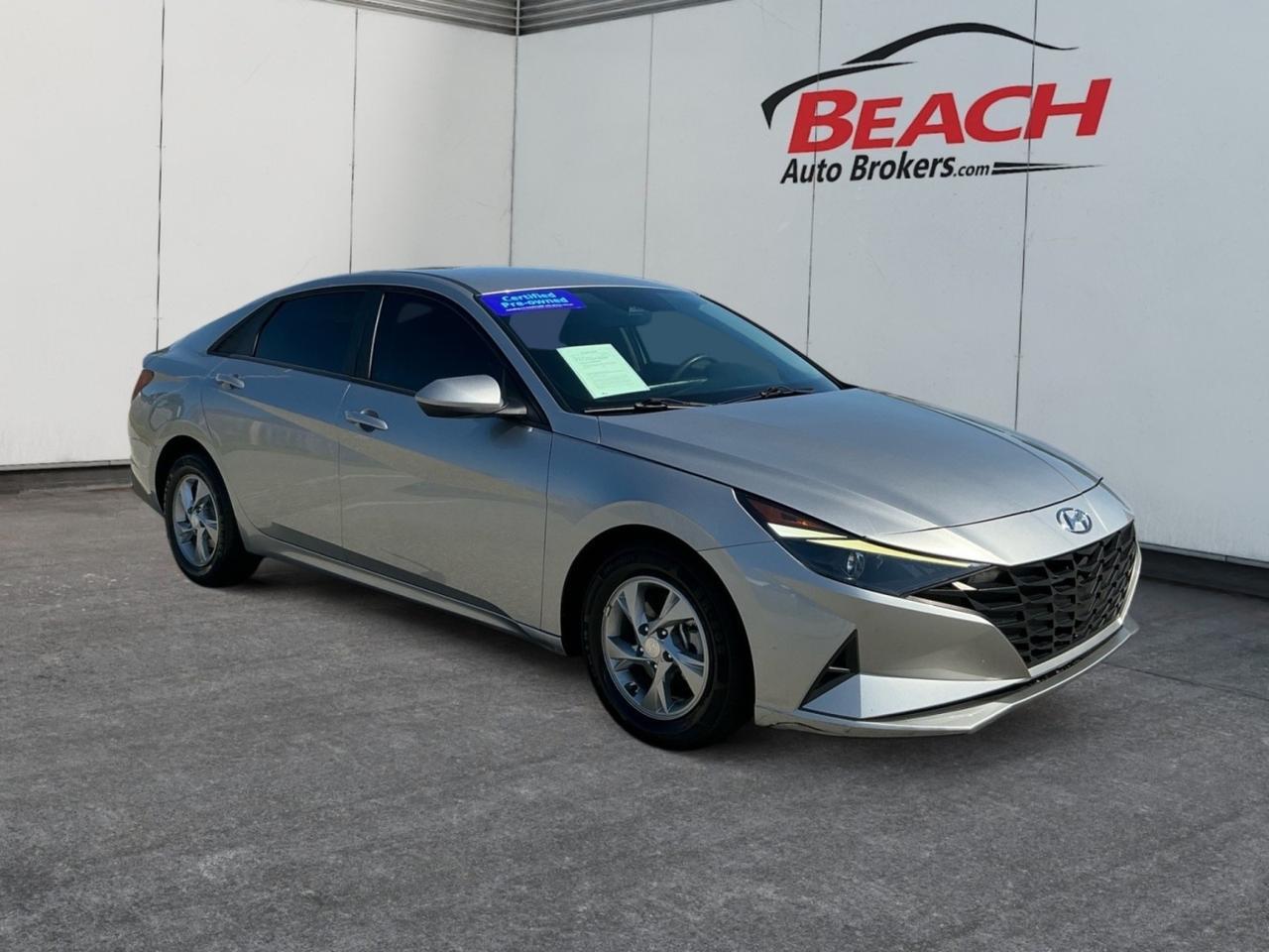 2022 Hyundai Elantra SE, APPLE CARPLAY/ANDROID AUTO, NAVIGATION, BACKUP CAMERA, POWER MIRRORS, REMOTE KEYLESS ENTRY, BLUETOOTH, GREAT GAS MILEAGE, THIS IS AN AFFORDABLE AND RELIABLE INVESTMENT!