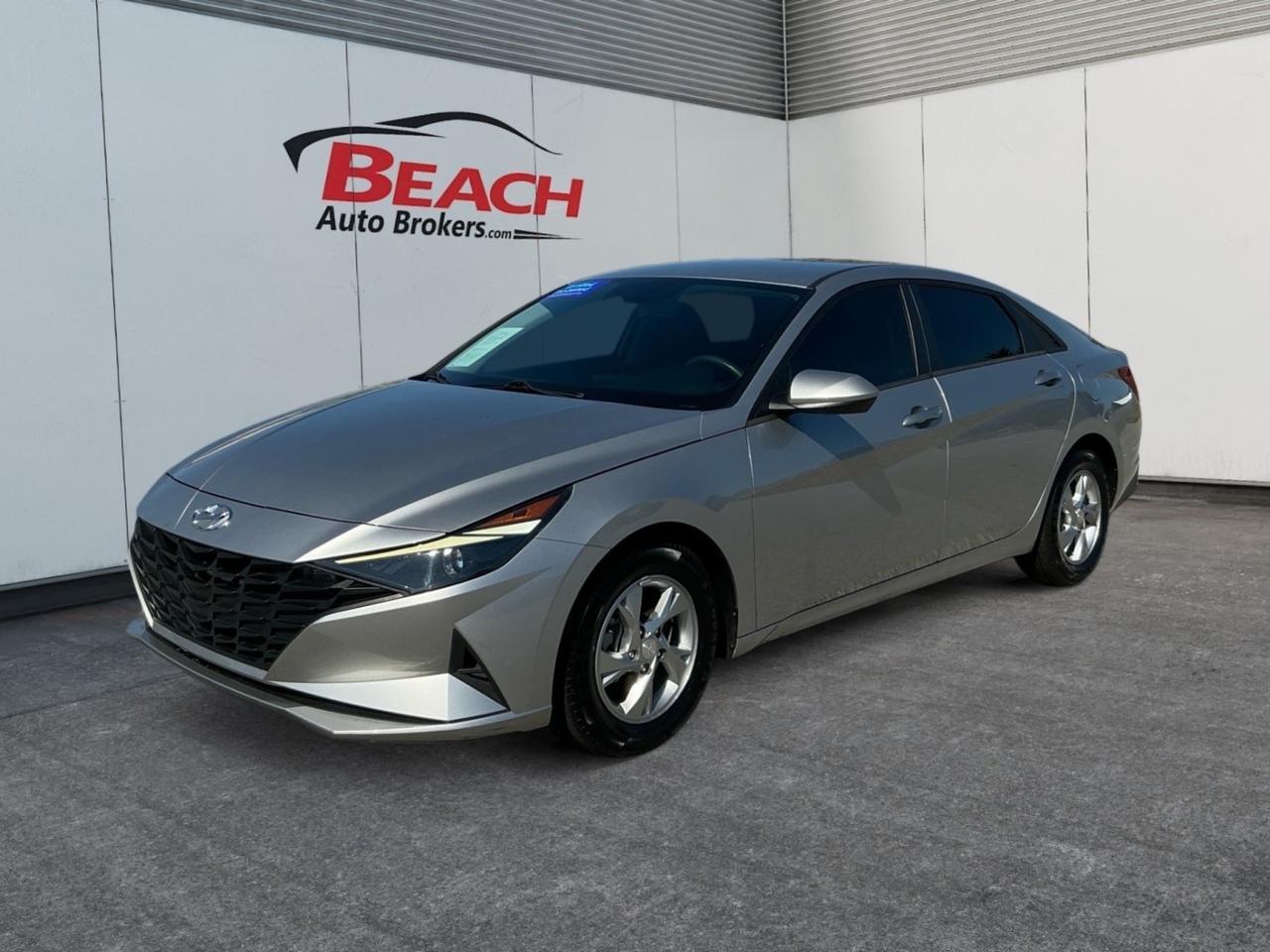 2022 Hyundai Elantra SE, APPLE CARPLAY/ANDROID AUTO, NAVIGATION, BACKUP CAMERA, POWER MIRRORS, REMOTE KEYLESS ENTRY, BLUETOOTH, GREAT GAS MILEAGE, THIS IS AN AFFORDABLE AND RELIABLE INVESTMENT!