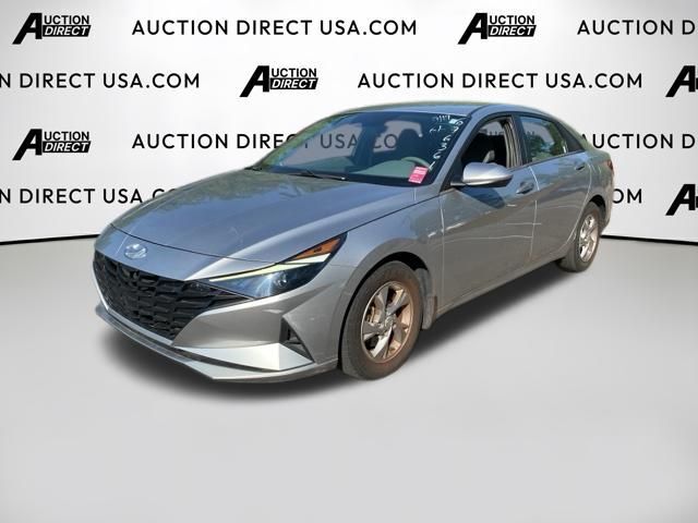 2022 Hyundai Elantra SE