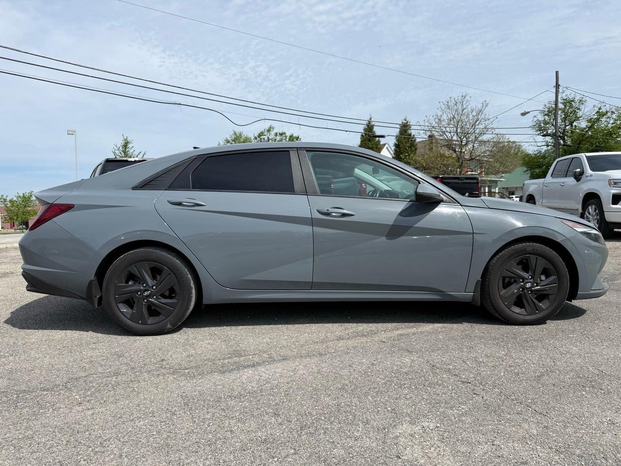 2022 Hyundai Elantra SEL Crestwood KY