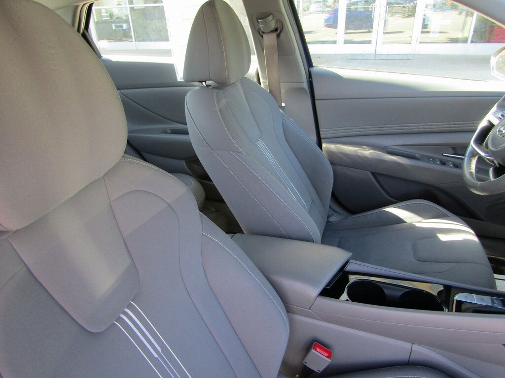2022 Hyundai Elantra SEL Mountain Home ID