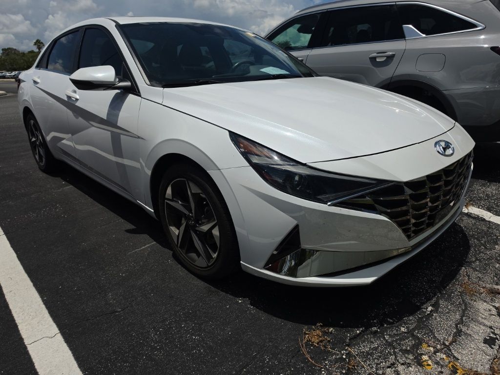 2022 Hyundai Elantra
