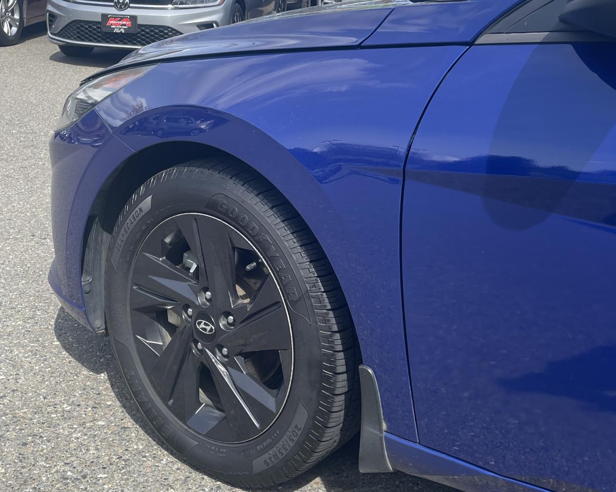 2022 Hyundai Elantra SEL Sedan 4D