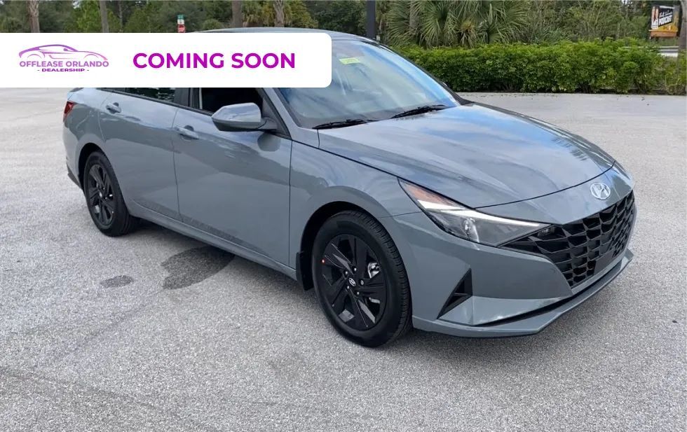 2022 Hyundai Elantra SEL Sedan 4D