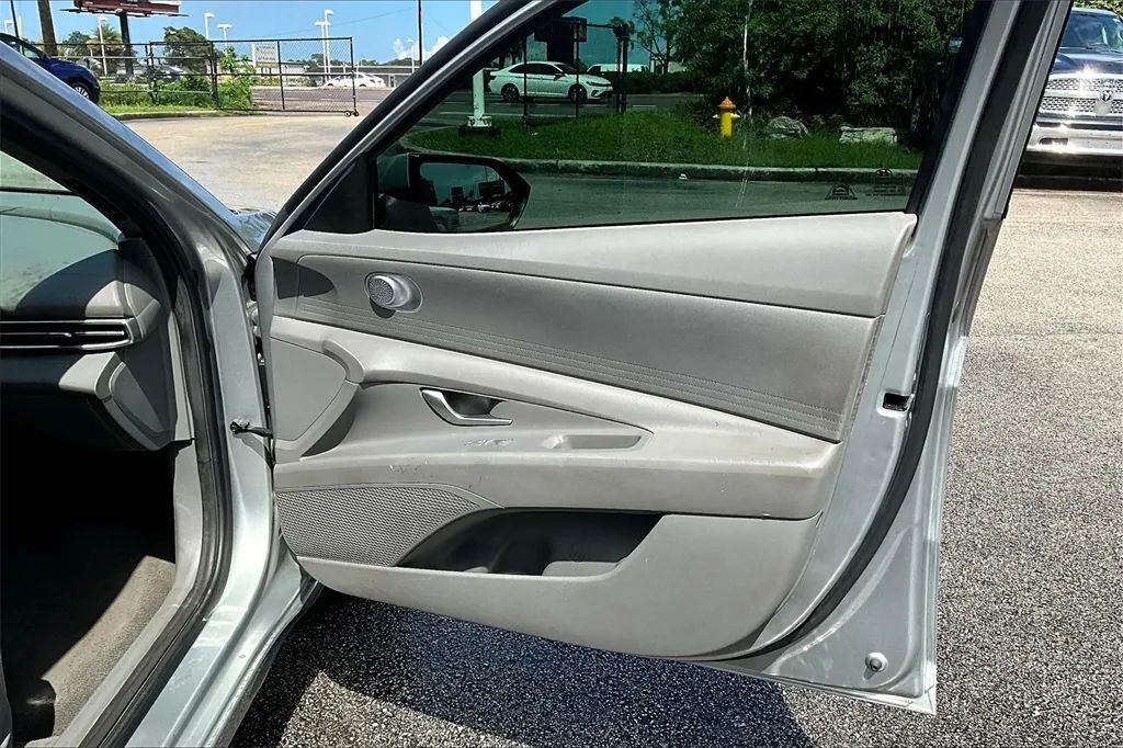 2022 Hyundai Elantra SEL Sedan 4D Maitland FL