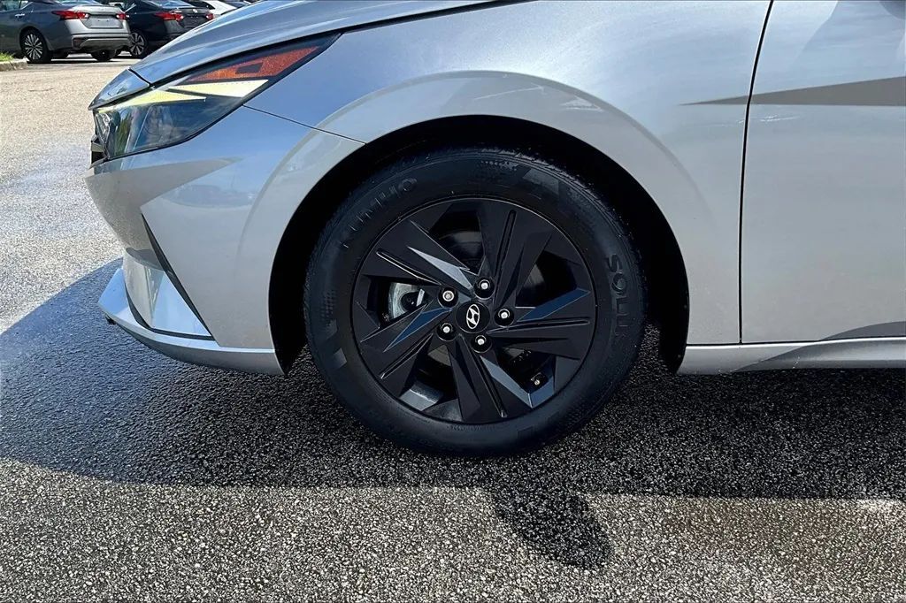2022 Hyundai Elantra SEL Sedan 4D Maitland FL
