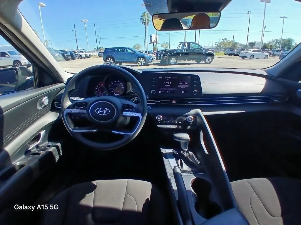 2022 Hyundai Elantra SEL Sedan 4D Maitland FL