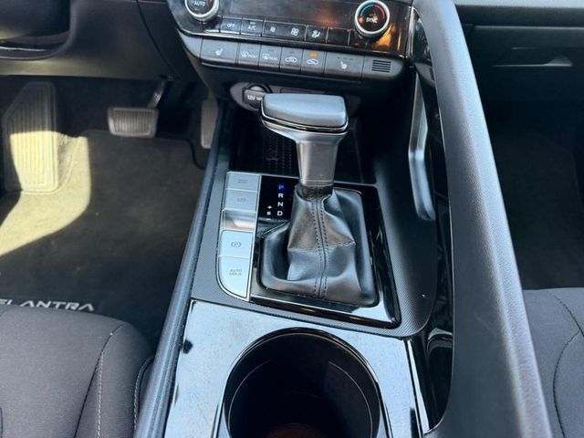 2022 Hyundai Elantra SEL Cape Girardeau MO