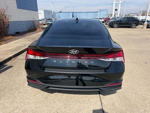 2022 Hyundai Elantra SEL Cape Girardeau MO