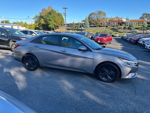 2022 Hyundai Elantra SEL Worcester MA 2022 Hyundai Elantra SEL Worcester MA