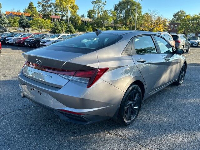 2022 Hyundai Elantra SEL Worcester MA 2022 Hyundai Elantra SEL Worcester MA