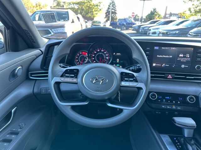 2022 Hyundai Elantra SEL Worcester MA