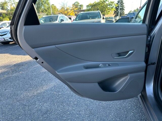 2022 Hyundai Elantra SEL Worcester MA