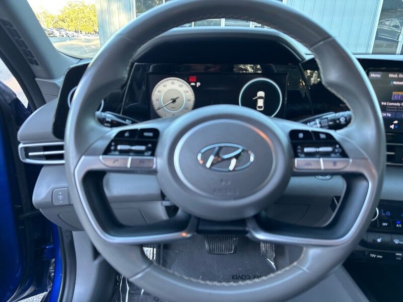 2022 Hyundai Elantra SEL w/CONV + PREM PKG. SUNR. BOSE. Seffner FL